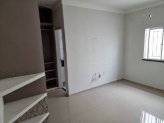 Casa no Edson Queiroz com 4 quartos