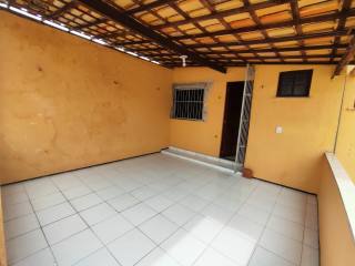 Casa no Jose Walter com 4 quartos