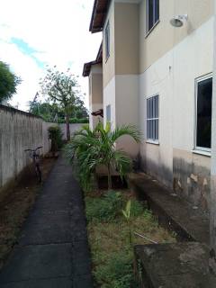 CASA EM MARACANAÚ 2 QUARTOS