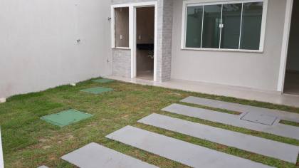 CASA NO AQUIRAZ 3 QUARTOS