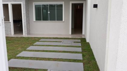 CASA NO AQUIRAZ 3 QUARTOS