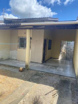 CASA EM ITAITINGA 2 QUARTOS