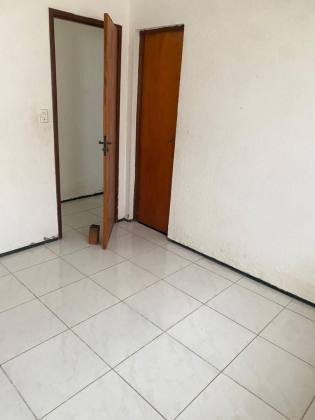 CASA EM ITAITINGA 2 QUARTOS