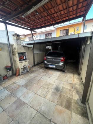 CASA DUPLEX NO PASSARÉ 3 QUARTOS