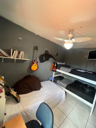 CASA DUPLEX NO PASSARÉ 3 QUARTOS