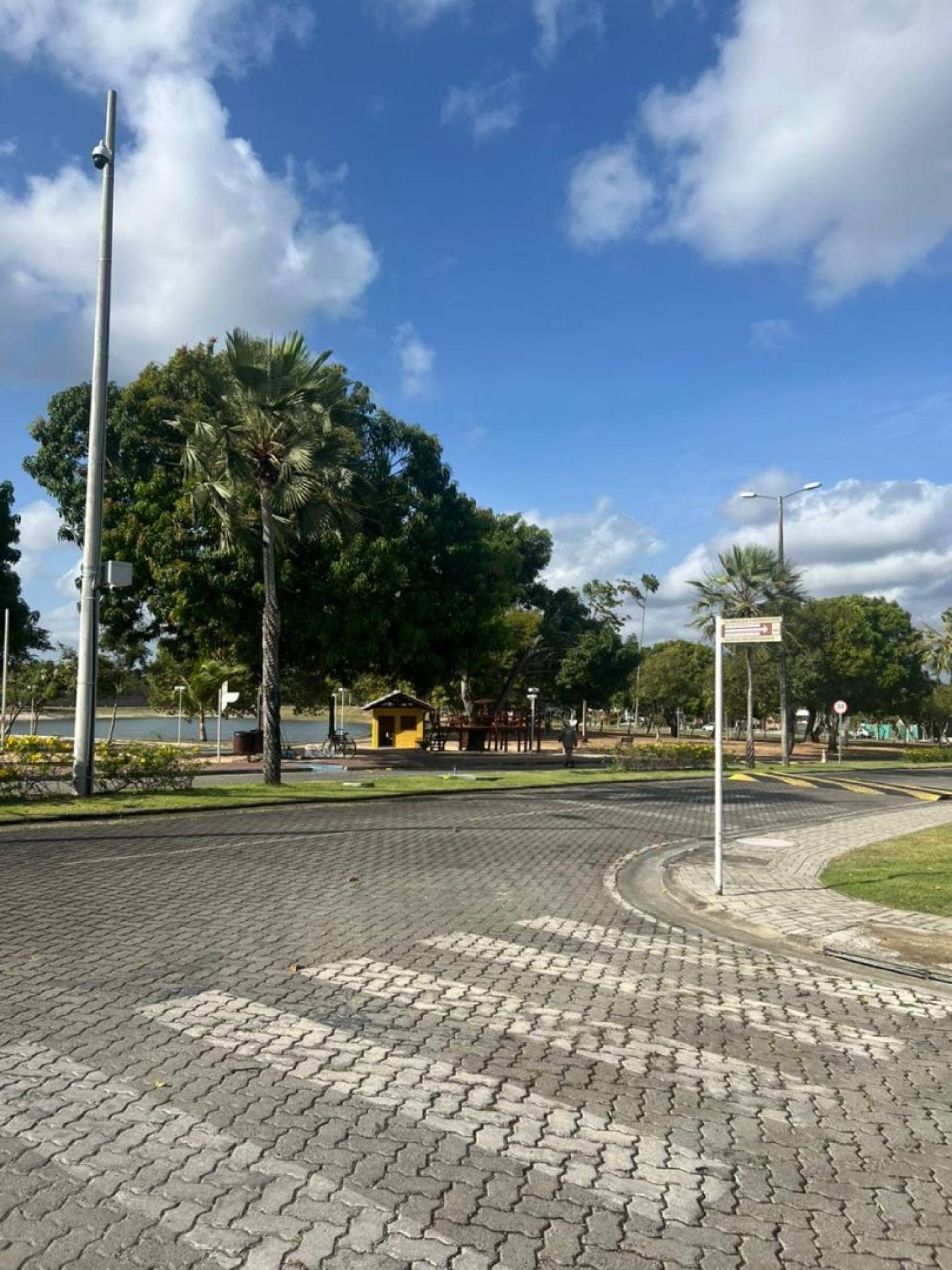 TERRENO EM CONDOMINIO NO EUSEBIO