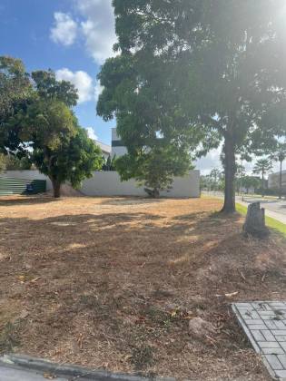 TERRENO EM CONDOMINIO NO EUSEBIO