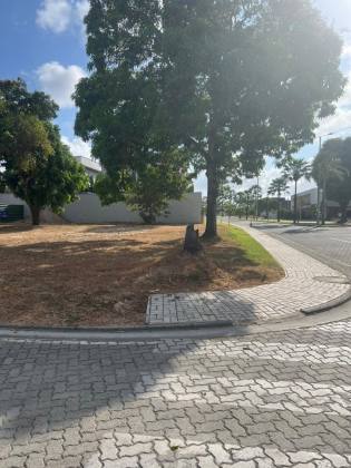 TERRENO EM CONDOMINIO NO EUSEBIO