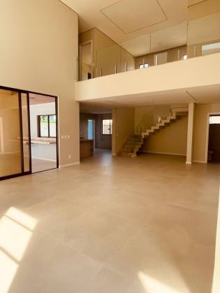 APARTAMENTO 5 QUARTOS NO EUSEBIO