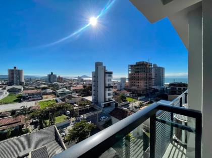 APARTAMENTO  Semi MOBILIADO  - 150M DA PRAIA