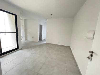 APARTAMENTO GARDEM COM ESPACO DE TERRENO
