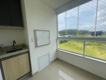 APARTAMENTO SEMI MOBILIADO