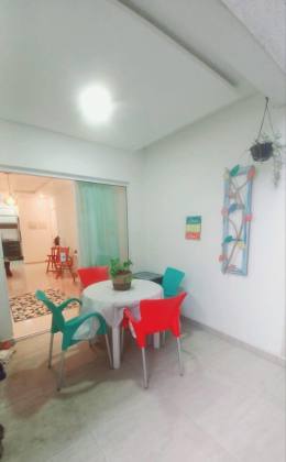 APARTAMENTO COM AREA DIFERENCIADA