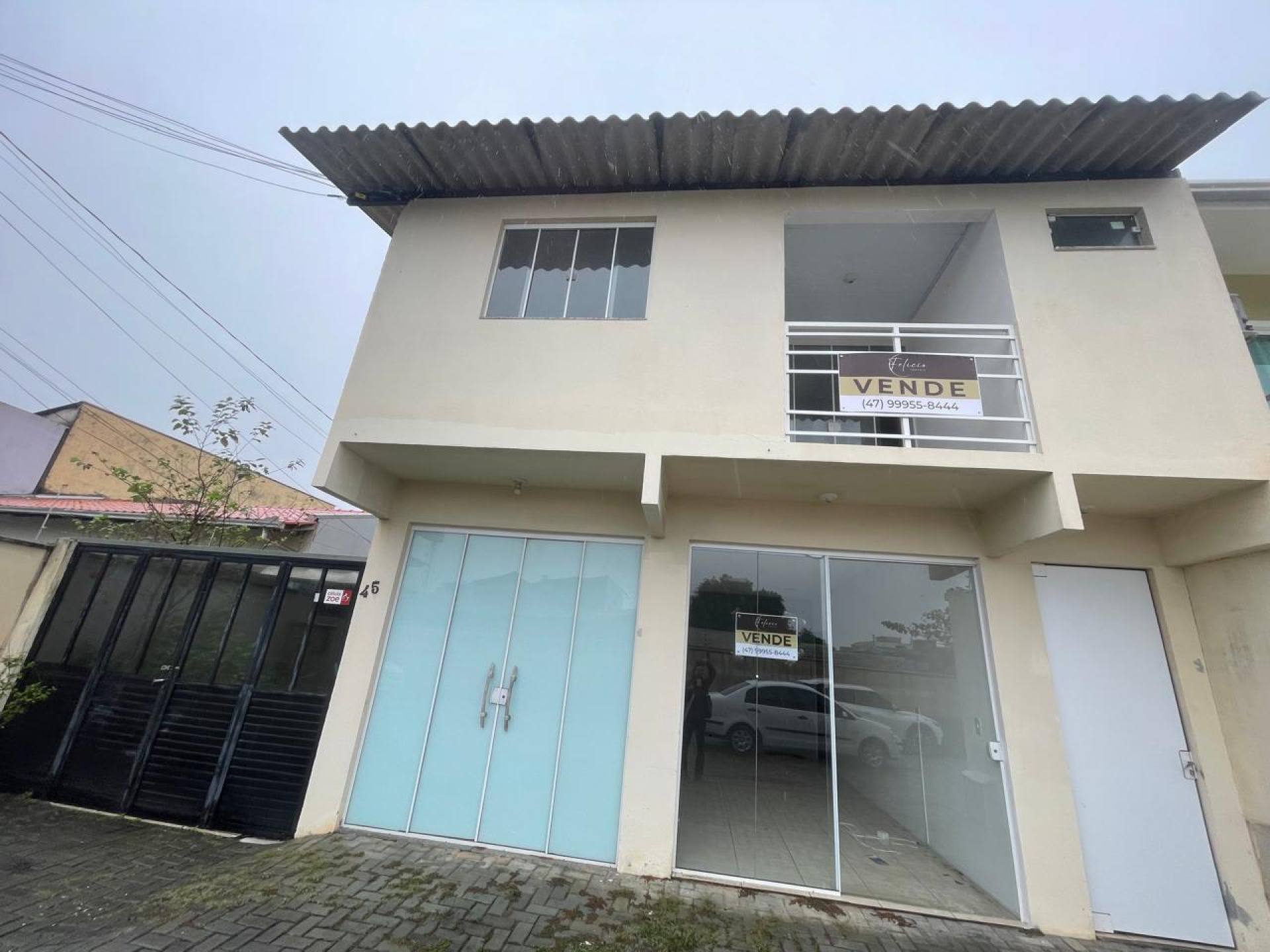 SALA COMERCIAL / APARTAMENTO / CASA