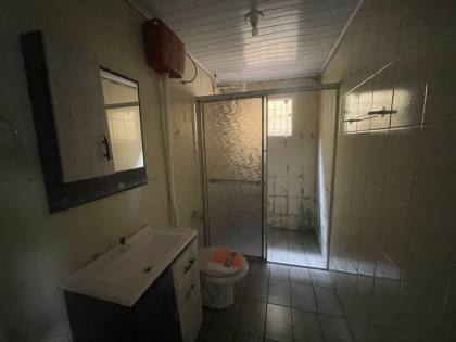 SALA COMERCIAL / APARTAMENTO / CASA