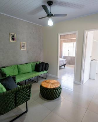 CASA DE PRAIA /MOBILIADA E EQUIPADA
