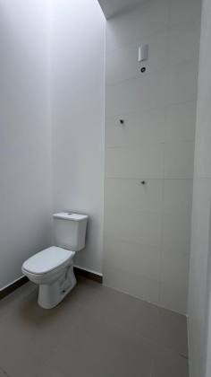SOBRADO COM 2 SUITES - CENTRO NAVEGANTES