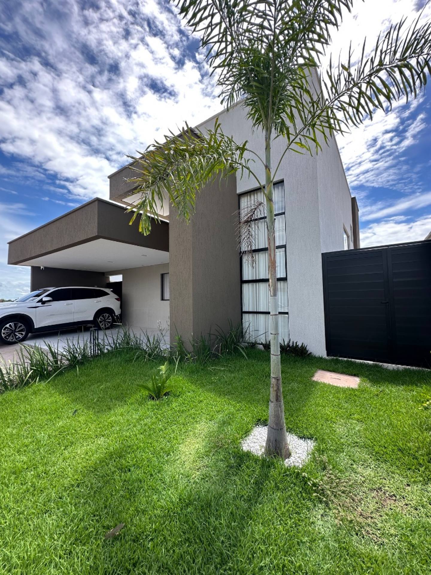 Petrópolis - Casa Térrea á Venda.