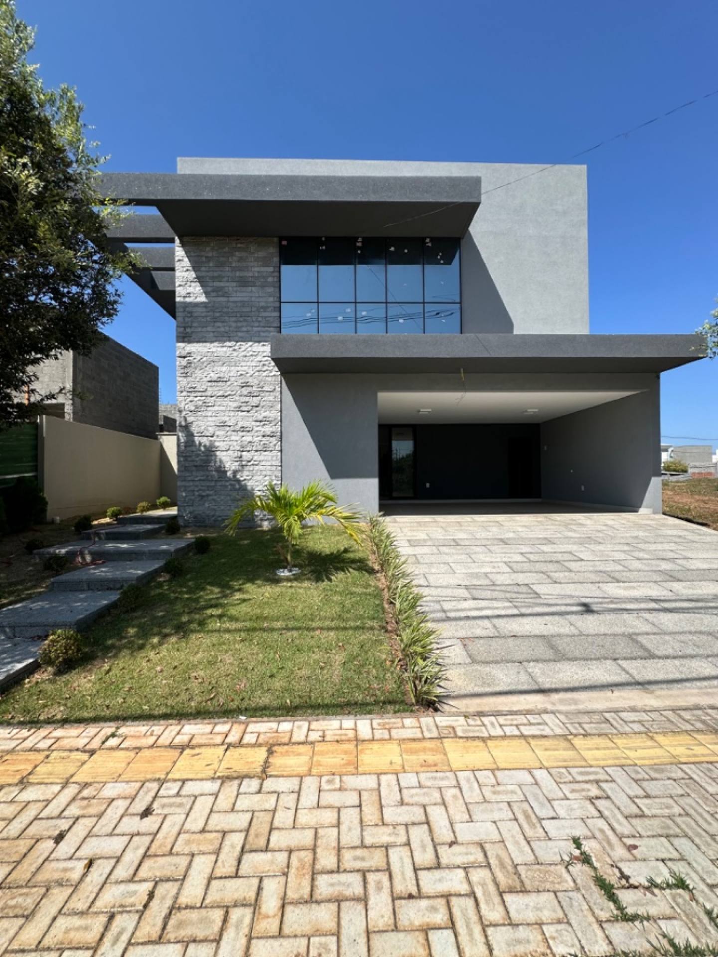 Casa nova à venda no Condomínio Terras Alphaville