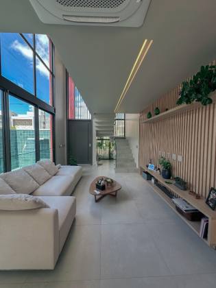 Casa de Luxo á Venda - Terras Alphaville. ( PORTEIRA FECHADA)