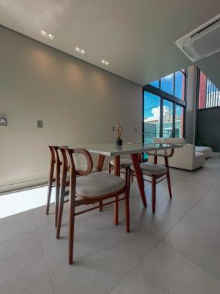 Casa de Luxo á Venda - Terras Alphaville. ( PORTEIRA FECHADA)