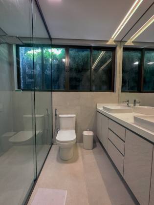 Casa de Luxo á Venda - Terras Alphaville. ( PORTEIRA FECHADA)