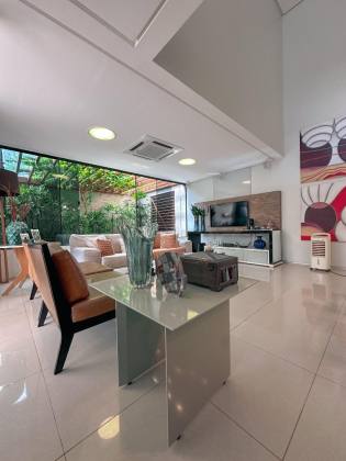 Linda Casa no Cond. Terra dos Pássaros – Conforto e Segurança!