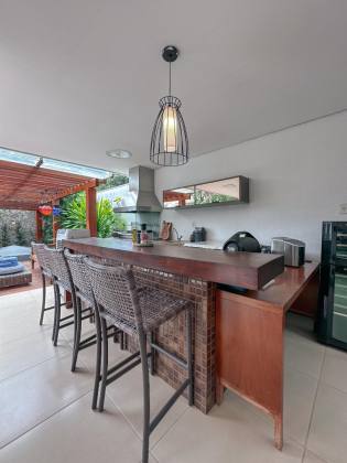 Linda Casa no Cond. Terra dos Pássaros – Conforto e Segurança!