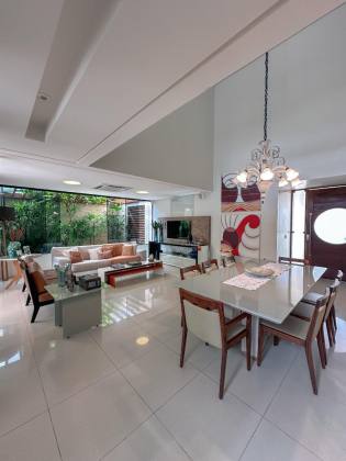 Linda Casa no Cond. Terra dos Pássaros – Conforto e Segurança!