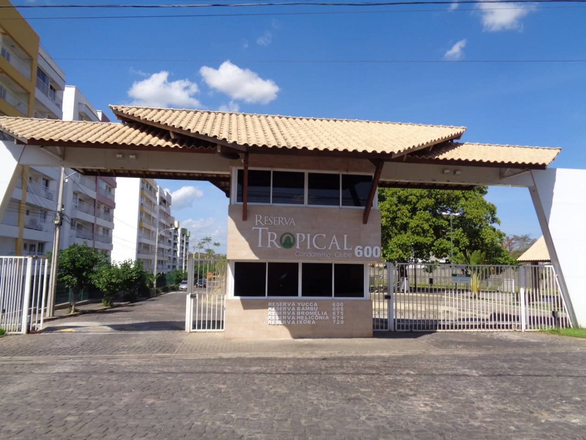 Apartamento com 3 Quartos, 2 Suítes no Reserva Tropical