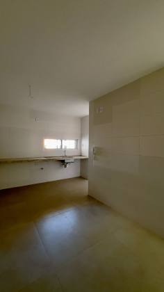 Apartamento Para Vender com 04 quartos 03 suítes no bairro Joquei em Teresina