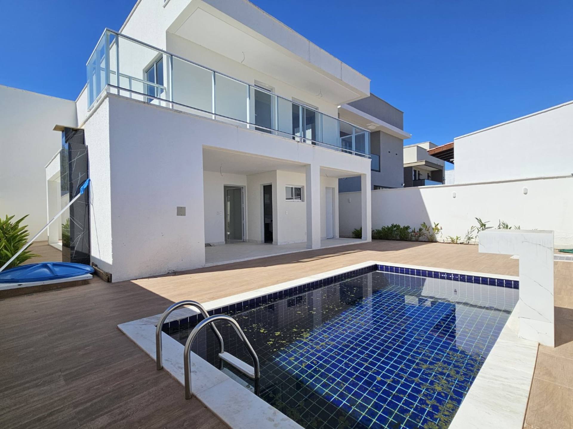 Casa de Condomínio Para Vender com 04 quartos 03 suítes no bairro Tabajaras em Teresina