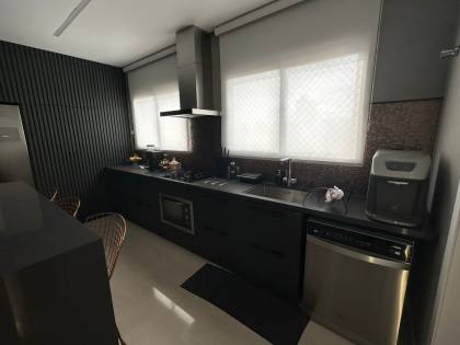 Apartamento Finamente Mobiliado no Centro de Itajaí