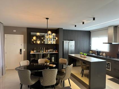 Apartamento Finamente Mobiliado no Centro de Itajaí
