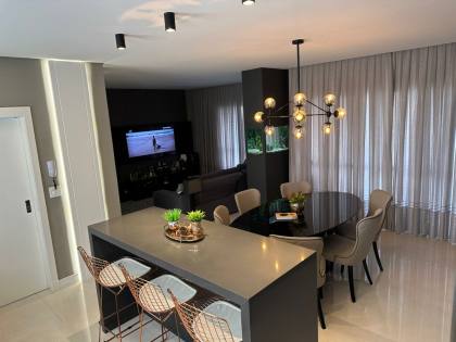 Apartamento Finamente Mobiliado no Centro de Itajaí
