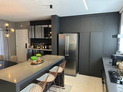 Apartamento Finamente Mobiliado no Centro de Itajaí