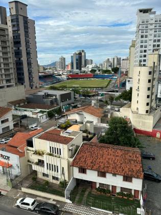 Apartamento Finamente Mobiliado no Centro de Itajaí