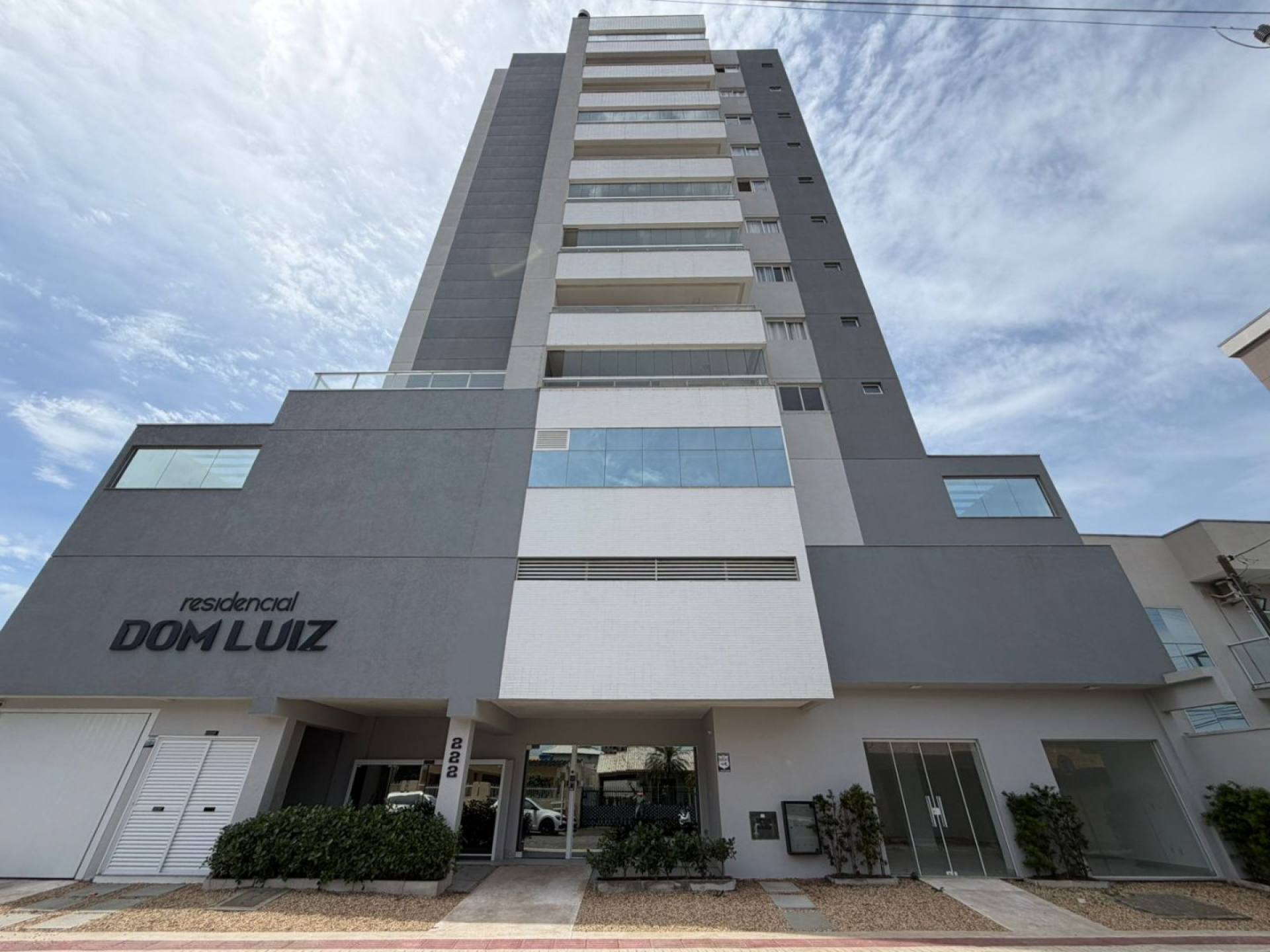 APARTAMENTO VISTA MAR 3 DORMITÓRIOS