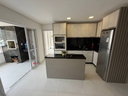 APARTAMENTO VISTA MAR 3 DORMITÓRIOS