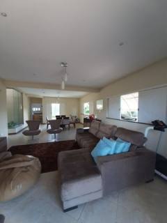 Vende-se casa de veraneio - Aruana