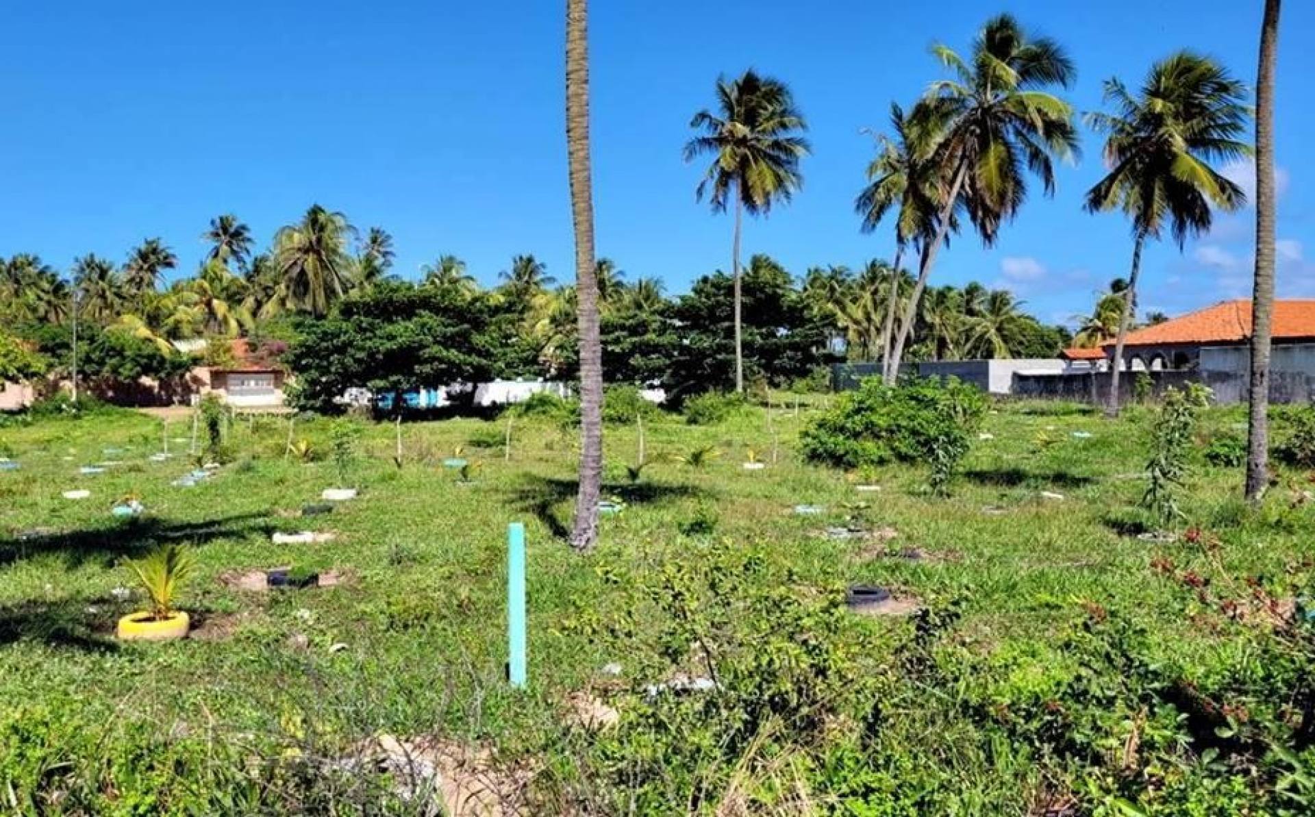 Vende-se terreno no Loteamento Beira Mar