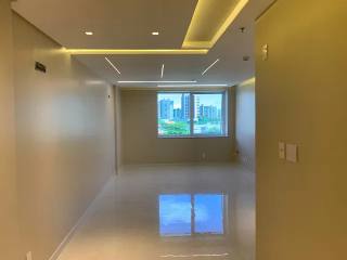 Aluga-se sala no Jardins