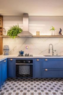 Vende-se mansão na Aruana