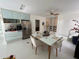 Aluga-se mansão na Barra da Tijuca