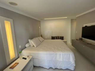 Aluga-se mansão na Barra da Tijuca