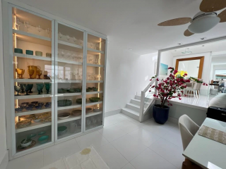 Aluga-se mansão na Barra da Tijuca