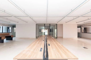 Aluga-se edifício comercial