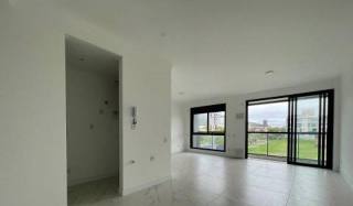 Vende-se studio em Floripa