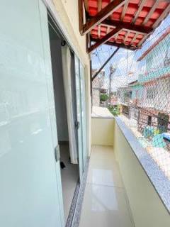 Vende-se casa de vila