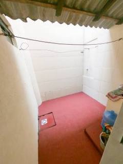 Vende-se casa de vila